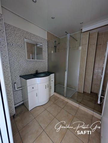 Appartement T4 avec balcons, cave et garage