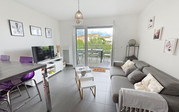 Appartement à vendre    2 pièces • 39,86 m2 Antibes