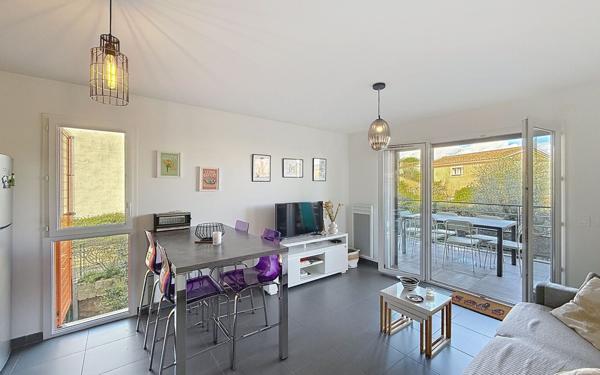 Appartement à vendre    2 pièces • 39,86 m2 Antibes