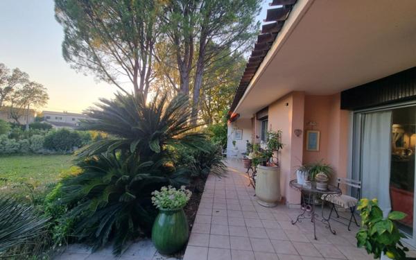 Maison à vendre    5 pièces •  Montfavet - Avignon