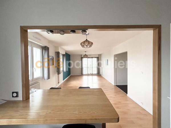 Location Appartement81,11 m² - 3 Pièces - Clermont-Ferrand (63000)