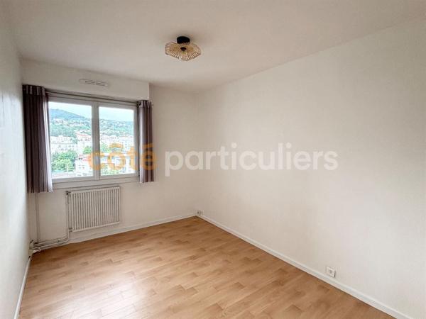 Location Appartement81,11 m² - 3 Pièces - Clermont-Ferrand (63000)
