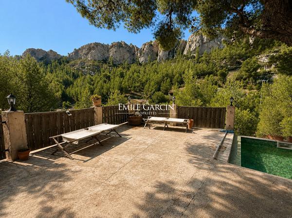 A vendre - Ancien cabanon sur la Côte Bleue avec vue exceptionnelle - Calanque authentique