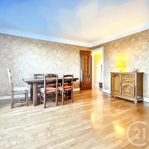 Appartement F3 à vendre  3 pièces - 57,66 m2 LA COURNEUVE - 93