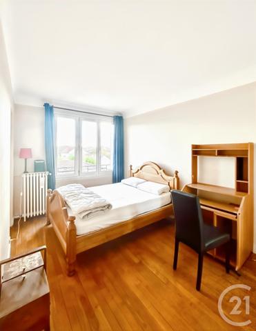 Appartement F3 à vendre  3 pièces - 57,66 m2 LA COURNEUVE - 93