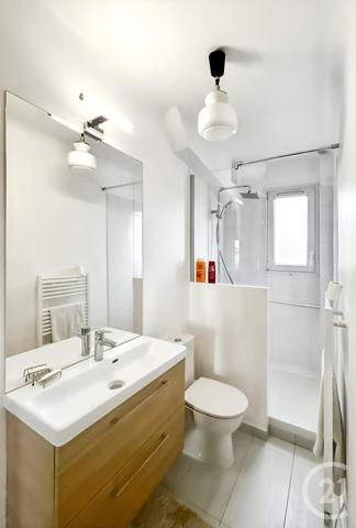 Appartement F3 à vendre  3 pièces - 57,66 m2 LA COURNEUVE - 93