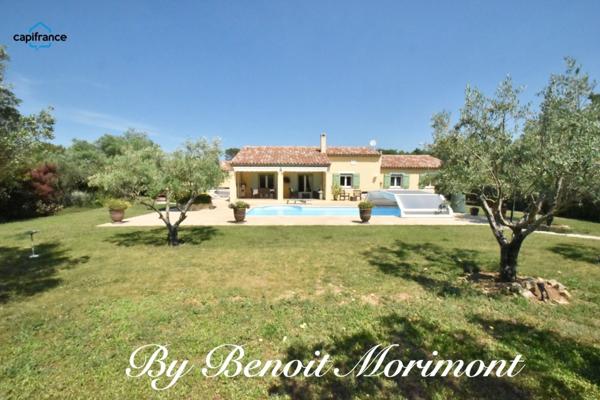 Dpt Var (83), à vendre TRANS EN PROVENCE maison P8 de 186 m² - Terrain de 2 000,00 m² - Plain pied