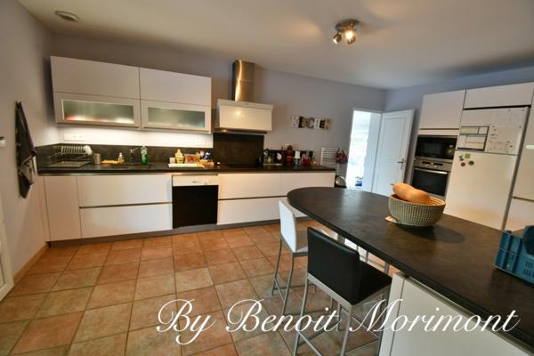 Dpt Var (83), à vendre TRANS EN PROVENCE maison P8 de 186 m² - Terrain de 2 000,00 m² - Plain pied