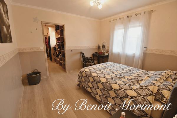 Dpt Var (83), à vendre TRANS EN PROVENCE maison P8 de 186 m² - Terrain de 2 000,00 m² - Plain pied