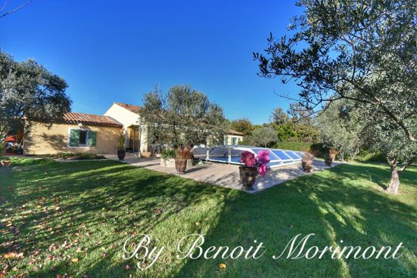Dpt Var (83), à vendre TRANS EN PROVENCE maison P8 de 186 m² - Terrain de 2 000,00 m² - Plain pied