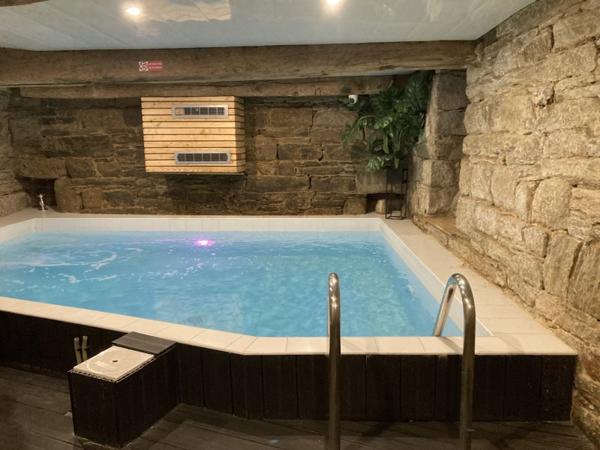 Immeuble à vendre |                                       Lannion |                                            770 m²