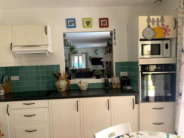 Villa de 184,91 m2 sur terrain de 1150 m2 à la Couronne