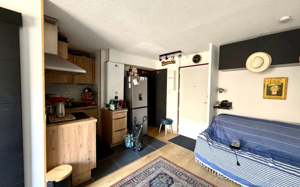 Appartement à vendre    2 pièces • 28 m2 Sète