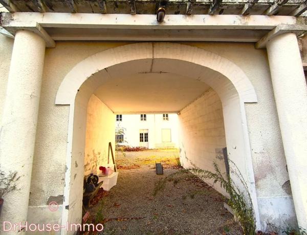 Château à vendre 12 pièces de 750 m²