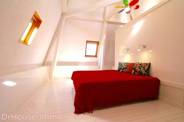 Château à vendre 12 pièces de 750 m²