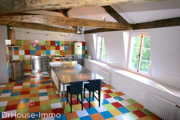 Château à vendre 12 pièces de 750 m²