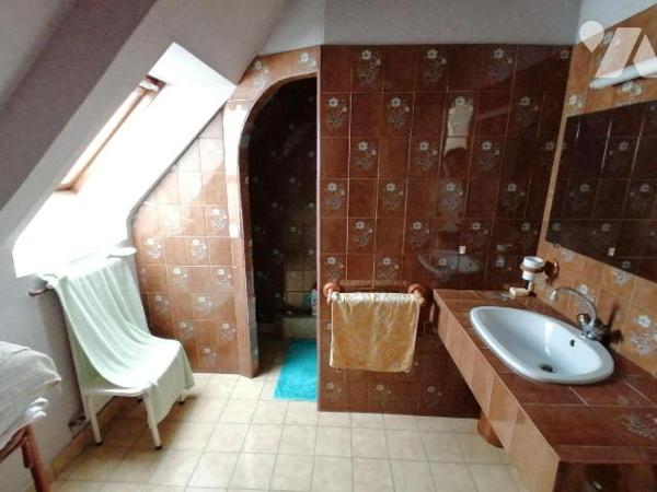 NOUVEAUTE TRENTE CINQ NOTAIRES !! Sur la commune d'Orgères, à 5 minutes du centre en voiture, b...