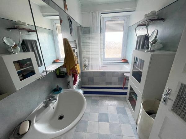 Maison à vendre 8 pièces LANRIVAIN (22)