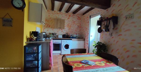 Maison restaurée avec deux chambres et grange