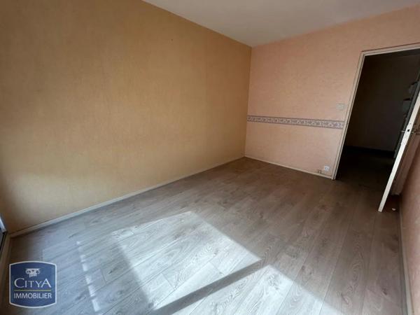 Appartement à louer 3 pièces 82.3m²