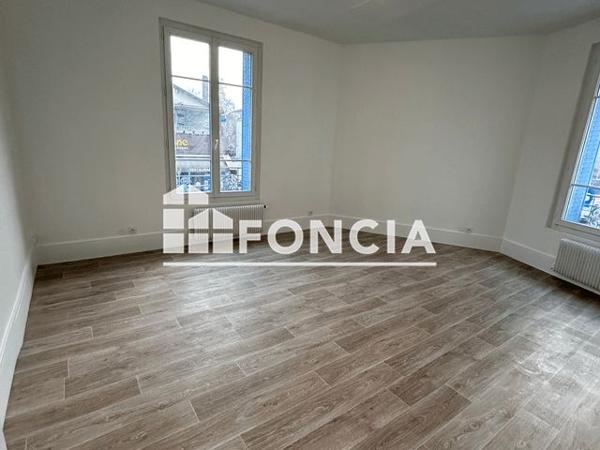 Location Appartement 3 pièces 54.77 m² - 2 RUE DE LA POSTE Villiers Le Bel 95400