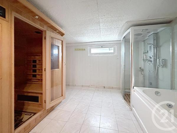 Maison à vendre  5 pièces - 165 m 2   CHARTRES  - 28