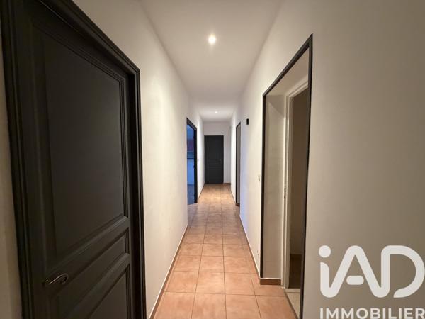 Maison à vendre 8 pièces 223,17 m² Champlay