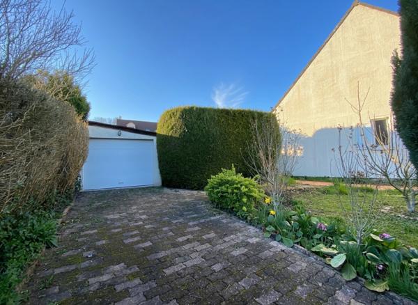 Maison à vendre 9 pièces : Élégance et Sérénité au Cœur de Précy-sur-Oise