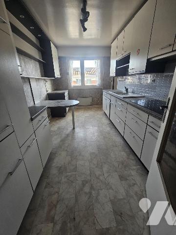 LOMME TYPE 4 BALCON CELLIER PARKING