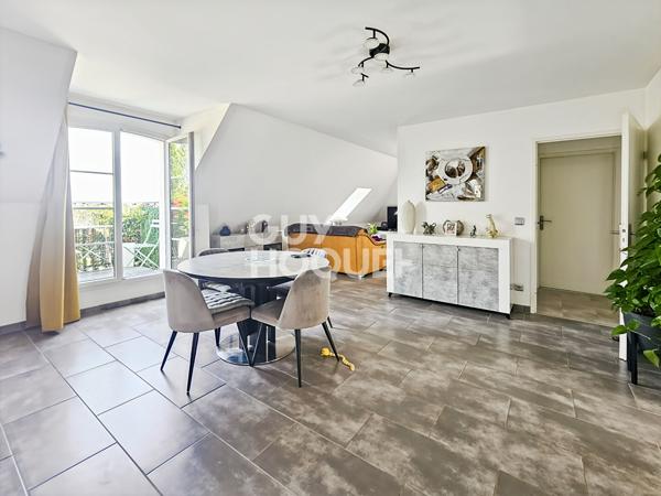 À vendre : Appartement 5 pièces à FONTENAY TRESIGNY