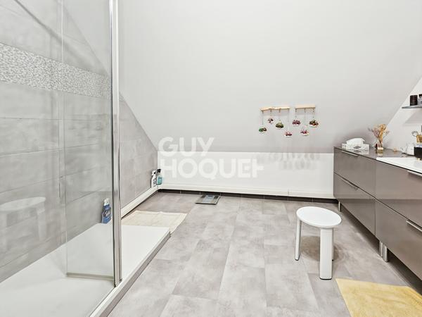 À vendre : Appartement 5 pièces à FONTENAY TRESIGNY