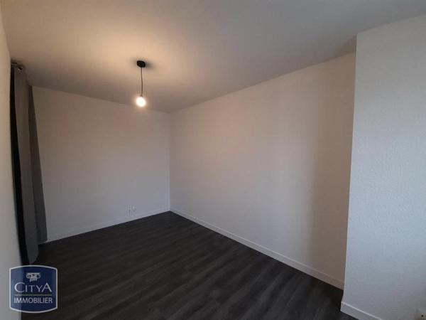 Appartement à louer 1 pièce 29.8m² Le Mans (72000)