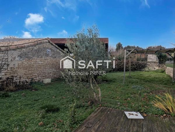 Charmante maison de 100 m² en pierres apparentes