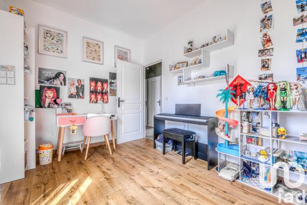 Apartment for sale 4 rooms 75 m² Serris