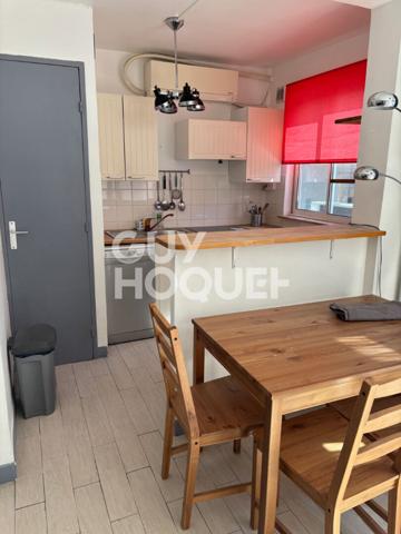 2 PIECES DERNIER ETAGE PROCHE METRO/PORTE DE VERSAILLES