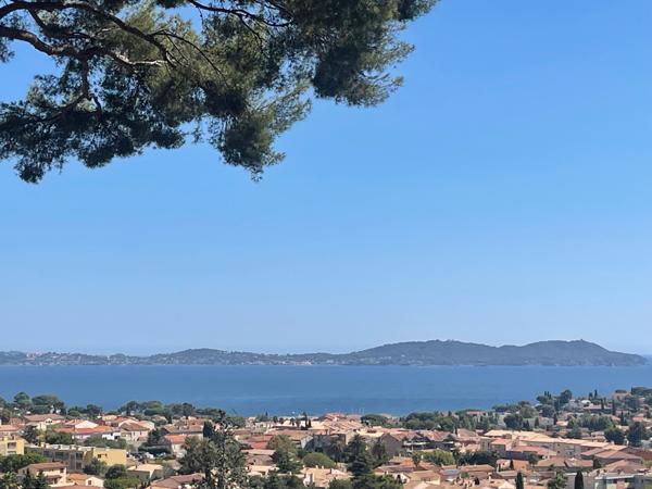 Carqueiranne (83320) MAISON SUPERBE VUE MER