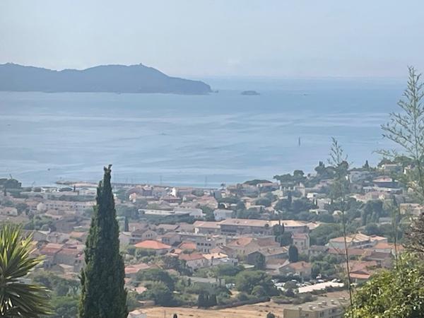 Carqueiranne (83320) MAISON SUPERBE VUE MER