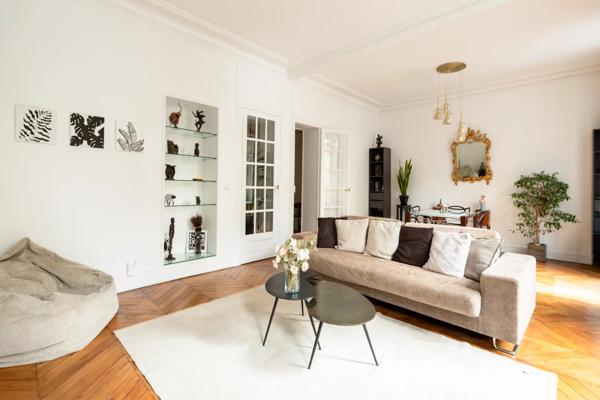 Appartement Paris 7e - GROS CAILLOU / CHAMP DE MARS