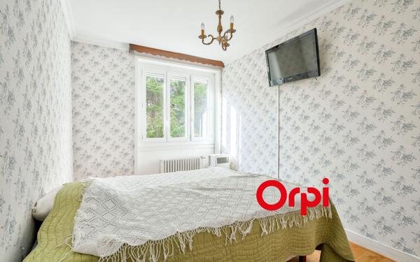 Maison à vendre    6 pièces • 110 m2 Saint-Genis-Laval