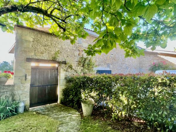 Aux portes de Bordeaux – Propriété de 15 hectares avec maison