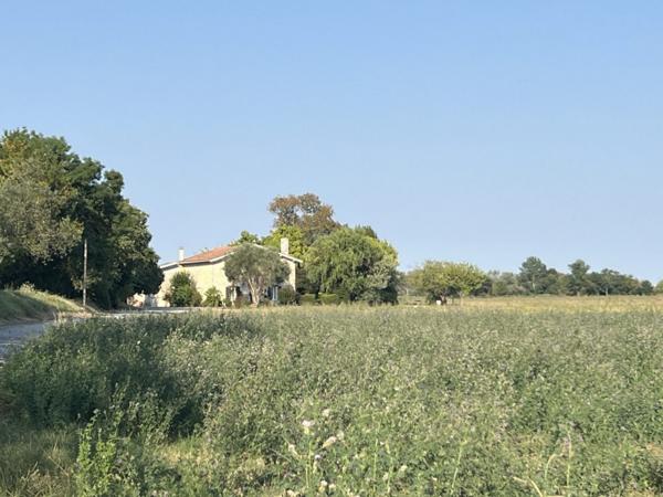 Aux portes de Bordeaux – Propriété de 15 hectares avec maison