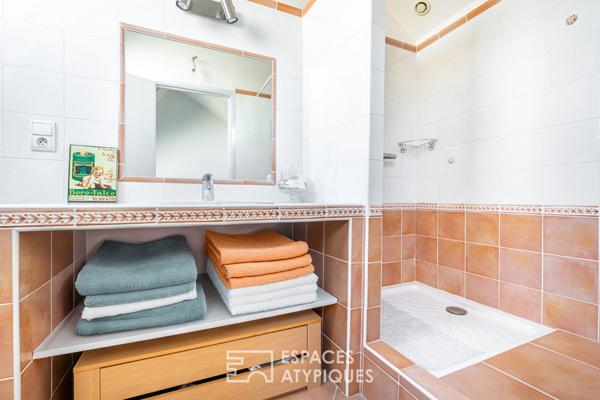 Appartement duplex chargé d’histoire, entre charme et volumes exceptionnels