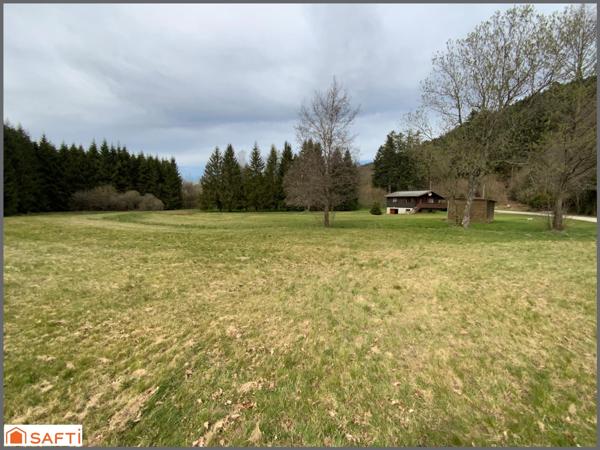 HAVRE DE PAIX, CHALET ISOLE SUR TERRAIN DE 5600 M2, RARE A LA VENTE.