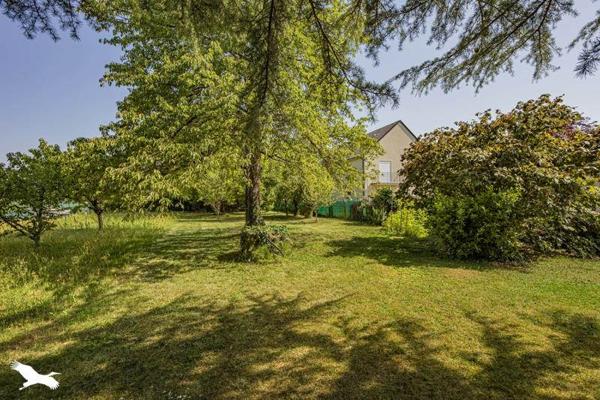 Maison à vendre 385 688 € La Ville-aux-Dames 6 p 177 m² DPE D