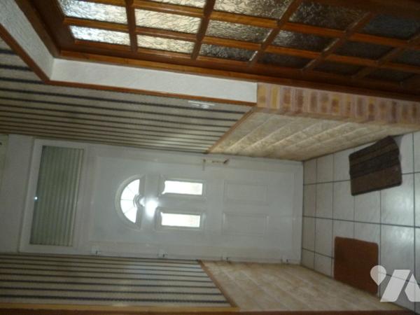 Maison d'habitation briques et ardoises,  6 pièces, grenier, garage, dépendance, terrain.