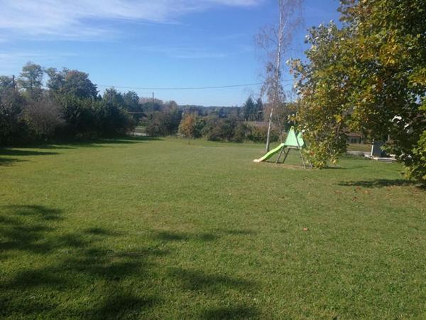 Maison Perigourdine 8 pieces sur grand terrain de 2914 m²