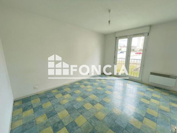 Location Studio 25.41 m² - 8 RUE MAURICE ROLLINAT BAT E Limoges 87000