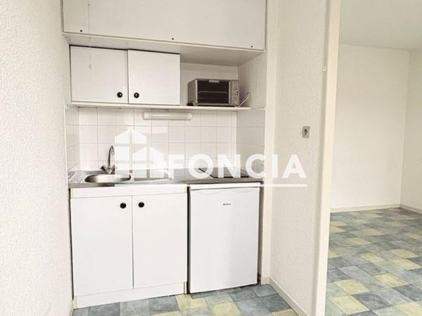 Location Studio 25.41 m² - 8 RUE MAURICE ROLLINAT BAT E Limoges 87000