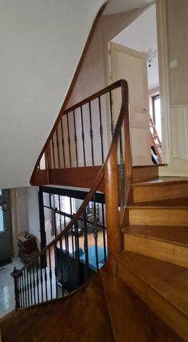 Maison à BRESSUIRE, 79300 - 10 pièces 160m²