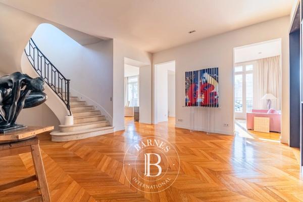 Paris 16ème, Appartement 5 Chambres -  388 m² à vendre